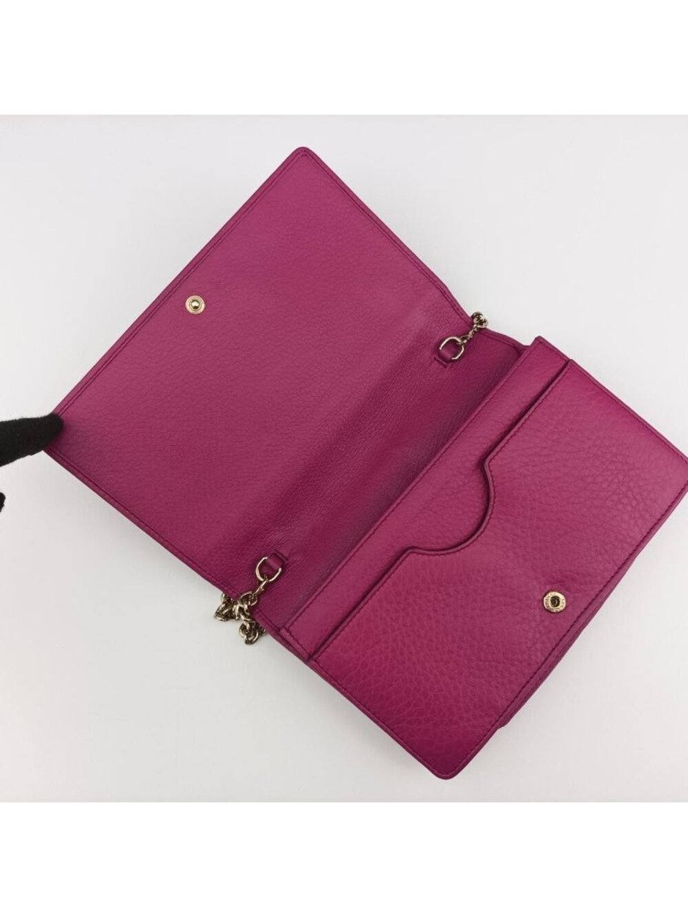 Gucci Soho Rose Red Leather Messenger Bag - Picture 12 of 15